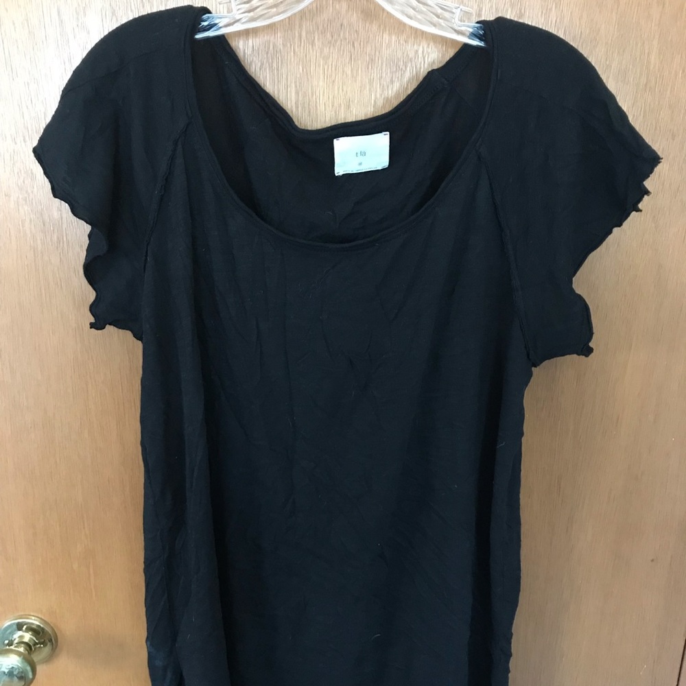 T. LA Flutter Sleeve Tee